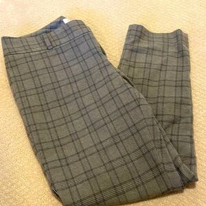 Calvin Klein ankle length pants